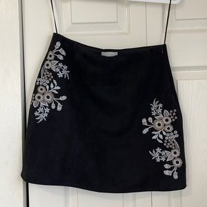 Velvet embroidered mini skirt